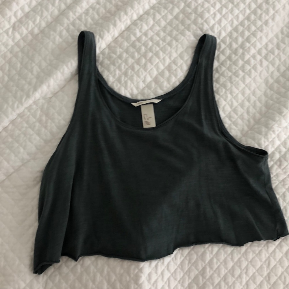 crop tank top